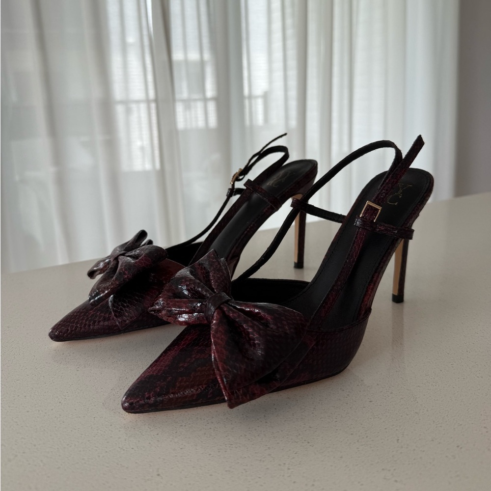 New York & Company - Burgundy and Black Heels with Bow Detail